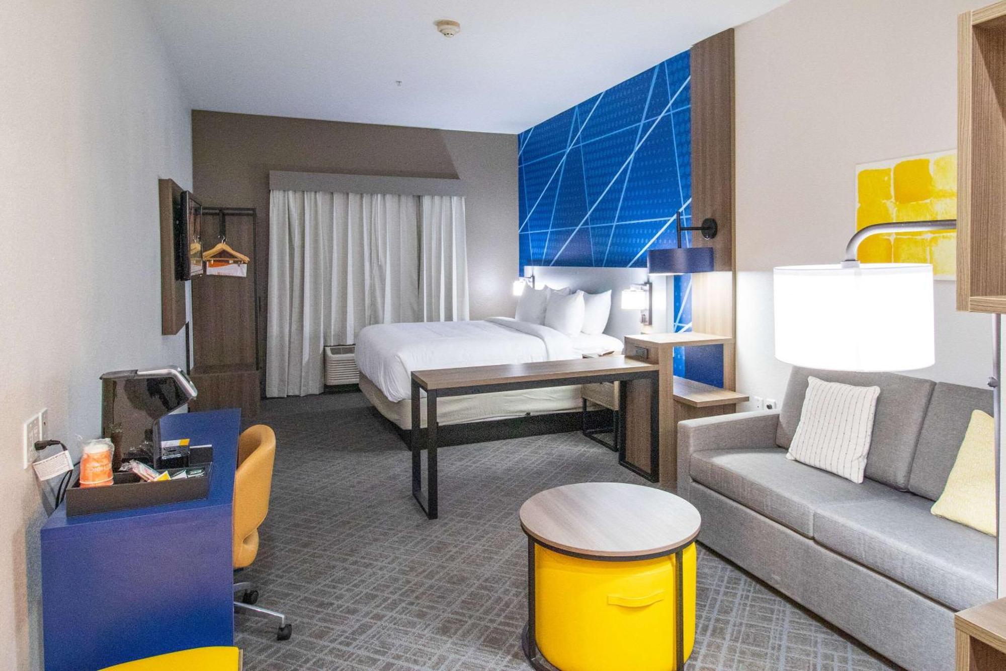 Best Western Plus Schulenburg Inn & Suites Екстер'єр фото
