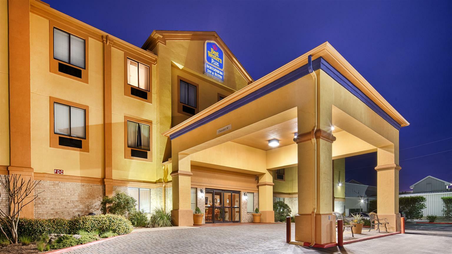 Best Western Plus Schulenburg Inn & Suites Екстер'єр фото